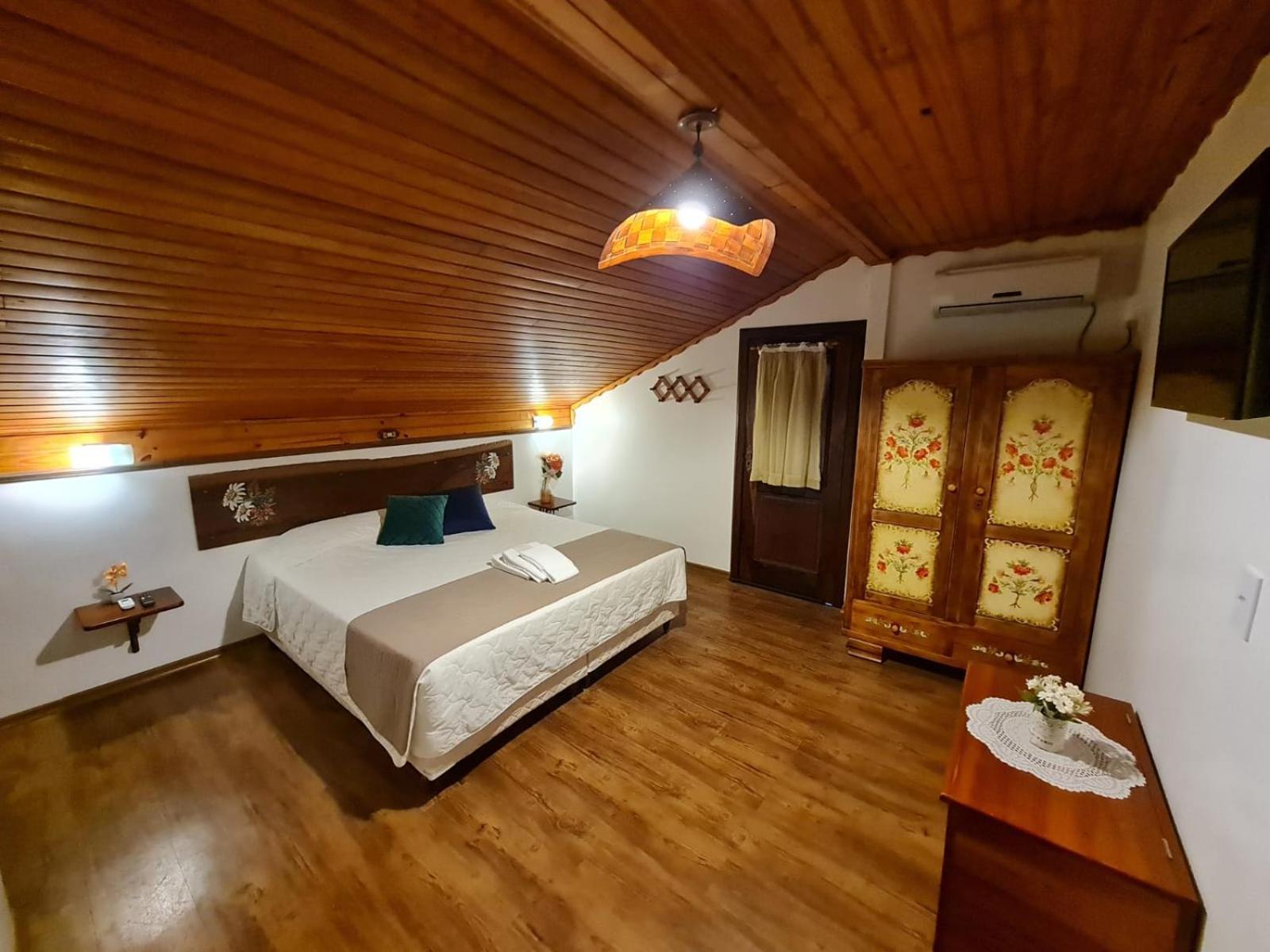 Hotel Schneider Treze Tílias Екстериор снимка
