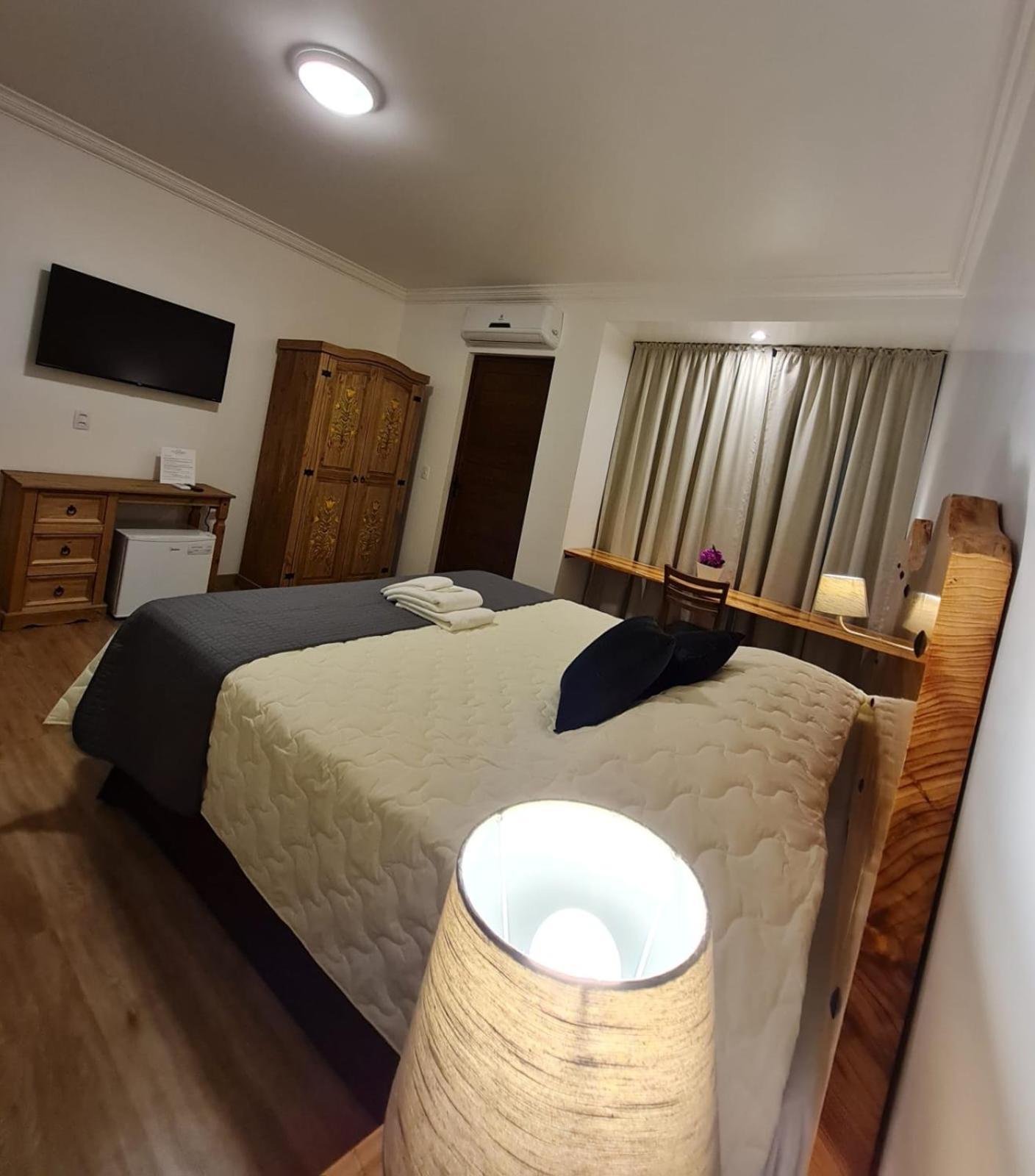 Hotel Schneider Treze Tílias Екстериор снимка